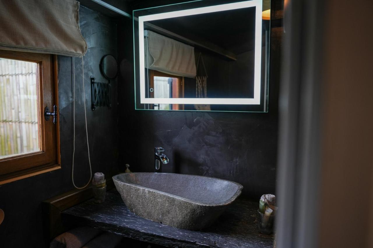 Kaebane 85, Lodge Avec Spa Au Bord De L'Eau Prouilly Екстер'єр фото